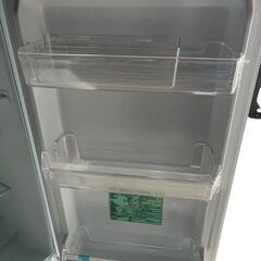 2023年製　ノンフロン冷凍冷蔵庫　YRZ-17L　の画像