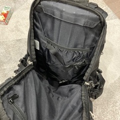 ブランド🔴バックパック　大型リュックの画像