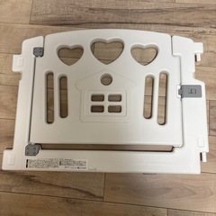 ベビーサークルの画像