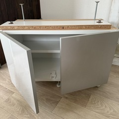 冷蔵庫上収納ラックの画像