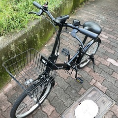 【引取限定】折りたたみ自転車20インチ 6段変速ギア シマノ製 カゴ・鍵付きの画像