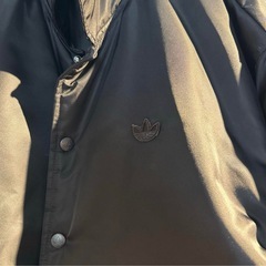 adidas ブラック アウター　ボンバージャケットの画像