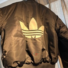 adidas ブラック アウター　ボンバージャケットの画像