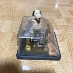 スヌーピーの手回しのオルゴールの画像