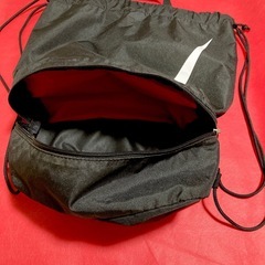 【新品】NIKEナイキ　スイムバッグ　2ルームプールバッグ 　ブラック　の画像