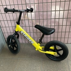 ストライダー黄色の画像