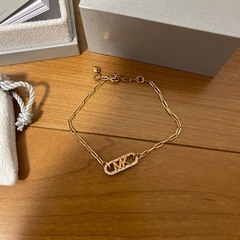 MICHEALKORS ブレスレットの画像