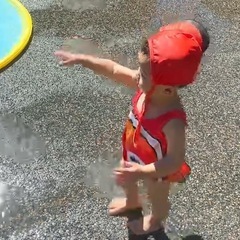 ニモの水着の画像