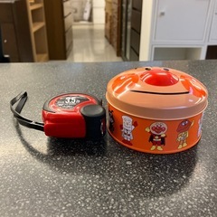 M2510-065 不二家 アンパンマン クッキー缶 空き缶 小物入れ キズ汚れ有りの画像