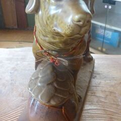 犬の置物の画像