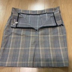 【美品】H&Mチェック柄ひざ丈タイトスカートの画像