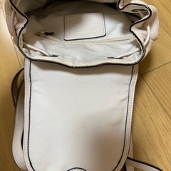 coach 白　リュックの画像