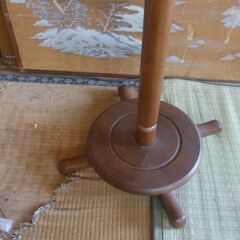 木製の物掛けの画像