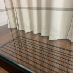 unico ガラステーブルの画像