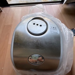 炊飯器　3合炊きの画像