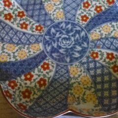 丸皿２枚の画像