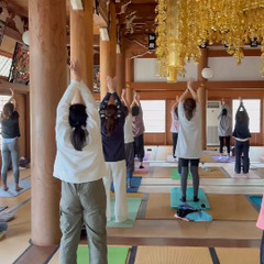 【横浜市泉区】同年代だけで安心🌸40代・50代限定ヨガクラス・体験1000円✨の画像