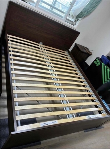 ベッド Bed クイーンサイズ　引き出し付き　おまけでマットレス付　IKEA