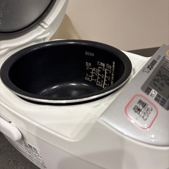 象印　3合炊き炊飯器　の画像