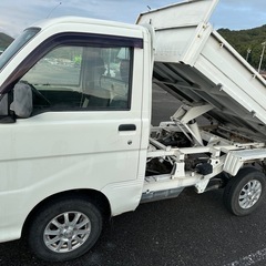 ダイハツハイゼットダンプ車検令和８年10月まで4WDですの画像