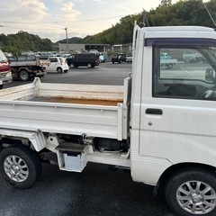 ダイハツハイゼットダンプ車検令和８年10月まで4WDですの画像