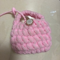 イヤホンケースや小物の入れの画像