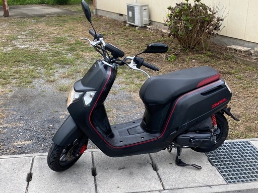 ホンダ　　ダンク社外マフラー付き