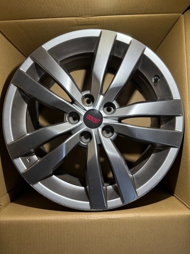 インプレッサ sti GRB純正ホイール18インチ8.5j
