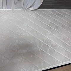 シングルベッドとマトレスの画像