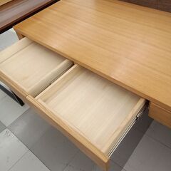 ★リユースのサカイ千葉中央店★  大型引き出し付デスク ナチュラル H72.5×D59×W180 クリーニング済み TC4840の画像