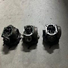 4mini  シリンダーヘッド　３個セット　ジャンク　値引き交渉可能　の画像