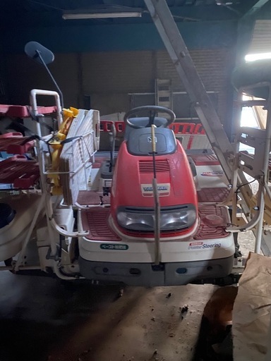 ヤンマー田植え機