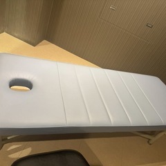 施術用ベッド2台【美容関係にオススメ】の画像