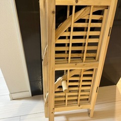 三角コーナー　棚の画像