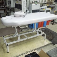 手動昇降ベッド 施術ベッド 有孔ベッド ヘッドレスト付 ホワイト 施術台 マッサージベッド エステベッド 新道東店の画像
