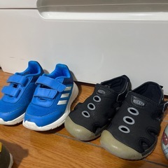 シューズまとめ売りの画像