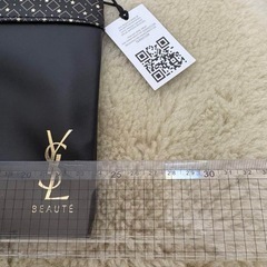 【新品未使用】YSL イヴサンローラン ポーチの画像