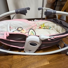 Feemomベビーラック バウンサーの画像