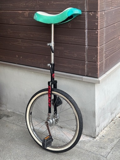 ミヤタ フラミンゴ 一輪車 20インチ ミヤタ フラミンゴ 20インチ