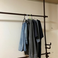 突っ張りハンガーの画像