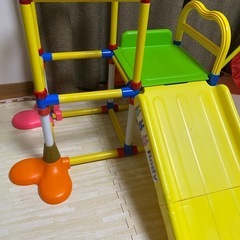 Rodyロディの室内用ジャングルジム、滑り台、すべり台の画像