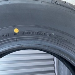 定価の半値以下　新車外し195/80/15 96s の画像