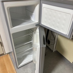 SHARP冷蔵庫の画像