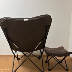 ニトリ バタフライチェア ハイバック、、オットマンの画像