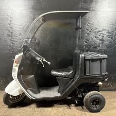 ★支払総額5.8万円★定休日なし！いつでも現車確認可能です！ ホンダ ジャイロキャノピー 白/黒 TA02 人気のジャイロ！ 社外マフラー！ 社外グリップ！ エナメルシート！ リアボックス付き！の画像