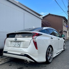 51プリウス‼️希少サンルーフ付き‼️Aグレード‼️フルモデリスタ‼️の画像