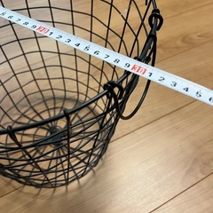 新品黒ワイヤーカゴかご衣類収納ボックスランドリーバスケットデザインおしゃれインテリアの画像