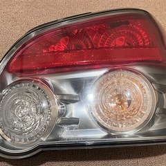スバル インプレッサWRX STI GDB GDA F型　鷹目テール　ハーネス•各種球付きの画像