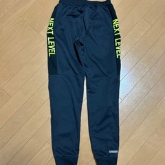 男の子160上下セットの画像