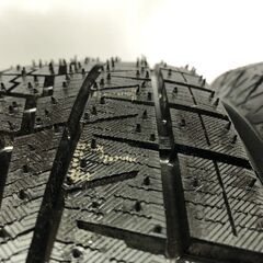 【新品】YOKOHAMA ice GUARD iG70 175/65R14 82Q 14インチ スタッドレス 4本 21年製 bB フィット ベリーサ ノート等　(STS033)の画像
